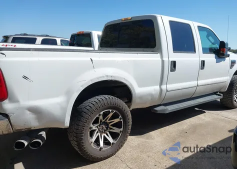 2008 Ford F-250 Fx4/Harley-Davidson/King Ranch/Lariat/Xl/Xlt z USA, uszkodzony, nr VIN 1FTSW21R28EA32544